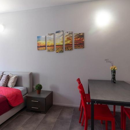 Appartamento Girasole - Affitti Brevi Italia Лекко Экстерьер фото