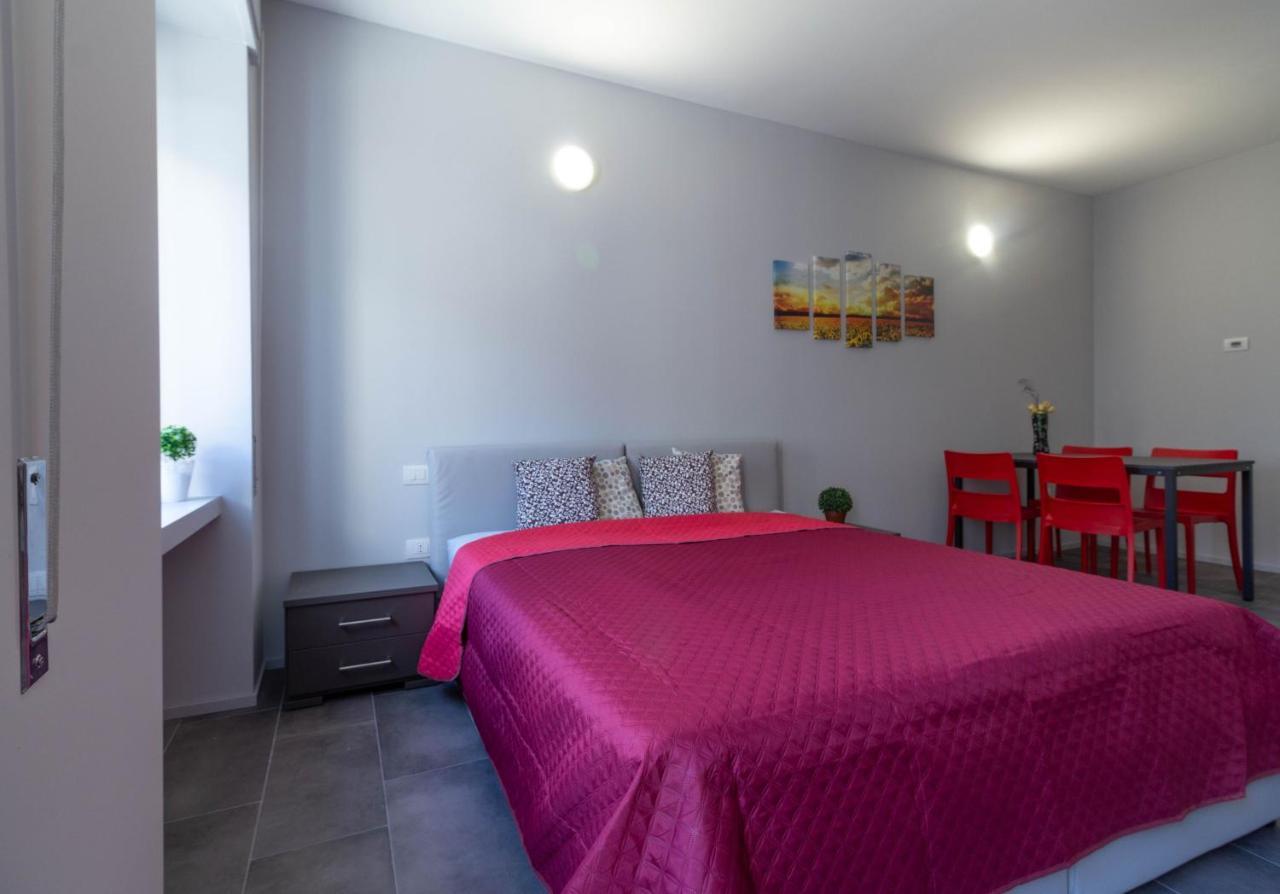 Appartamento Girasole - Affitti Brevi Italia Лекко Экстерьер фото