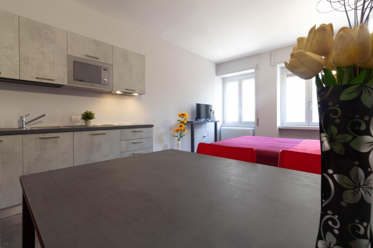 Appartamento Girasole - Affitti Brevi Italia Лекко Экстерьер фото